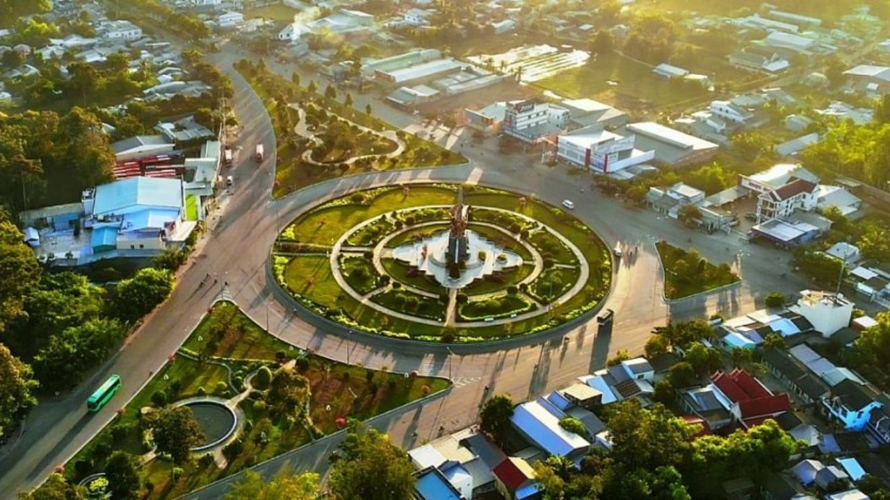 Thuê Xe Đi Trà Vinh Từ TPHCM: Khám phá Văn hóa Khmer và Chùa Cổ