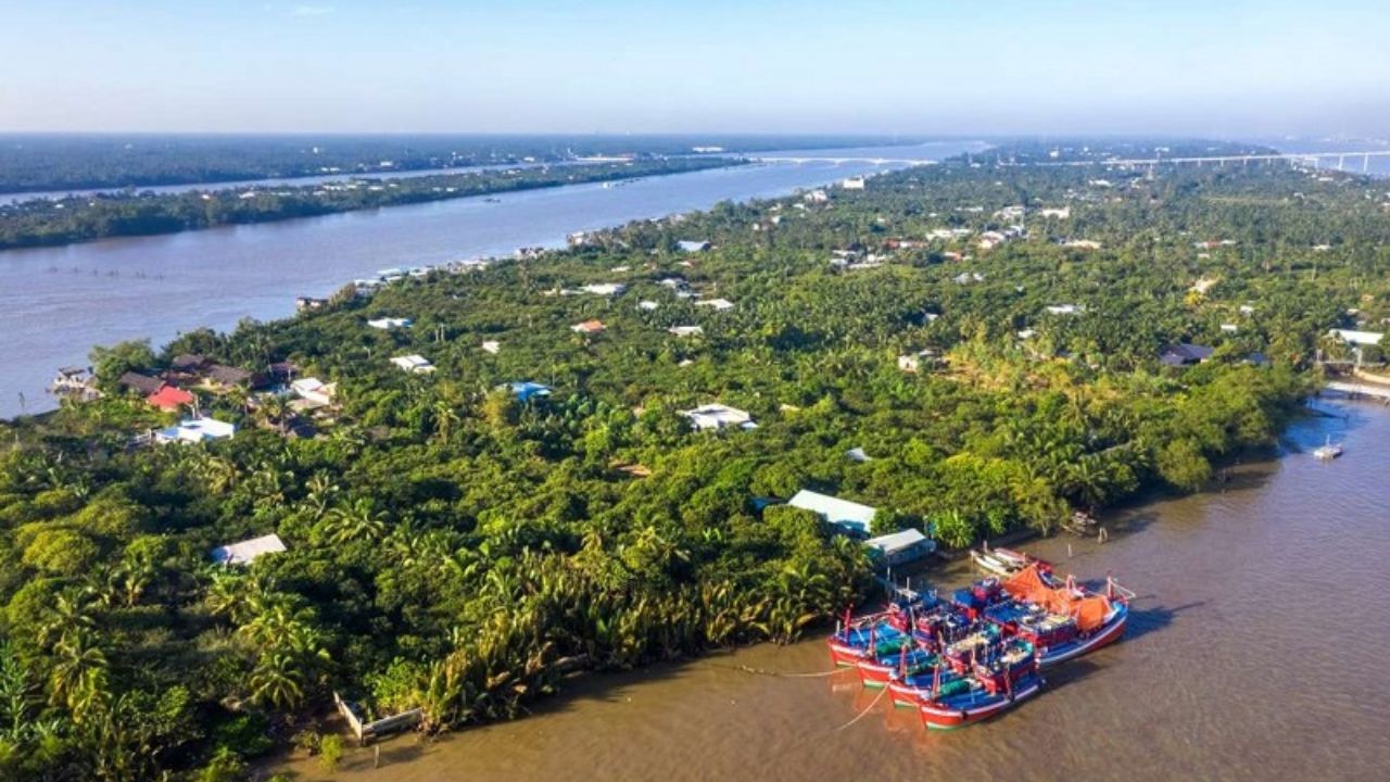 Thuê Xe Đi Bến Tre Từ TPHCM: Khám phá miền Tây sông nước tiện lợi